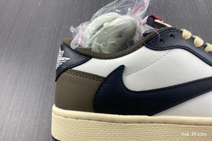 Air CQ4277- low 8086 1 169 Scott DailyWear Jordan Travis x 0924